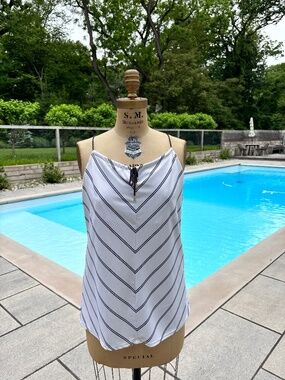 Jude Connally Navy Blue and White Halter Tank Top Size Medium
